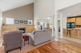 1607 Wood Duck St, Silverton, OR 97381 - Photo 10