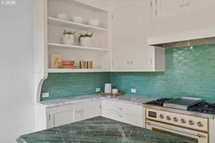 1728 NE Stanton St, Portland, OR 97212 - Photo 16