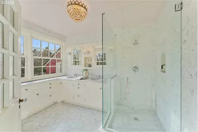 1728 NE Stanton St, Portland, OR 97212 - Photo 24