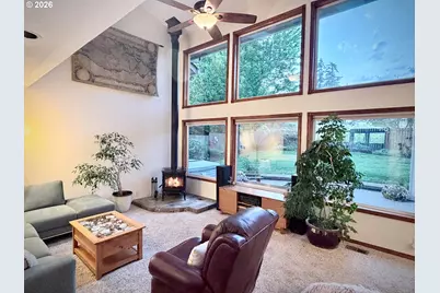 565 Shelokum Dr, Silverton, OR 97381 - Photo 8