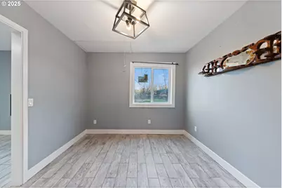 31778 S Hwy 213, Molalla, OR 97038 - Photo 36