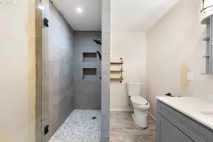 31778 S Hwy 213, Molalla, OR 97038 - Photo 38