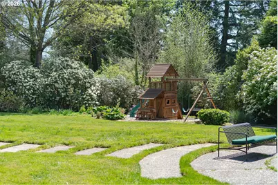 6140 SW Mill St, Portland, OR 97221 - Photo 38