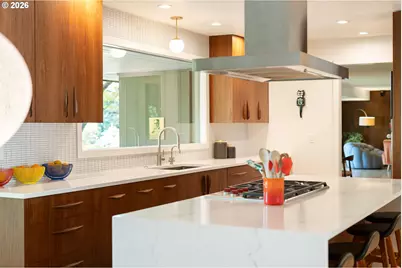 6140 SW Mill St, Portland, OR 97221 - Photo 4