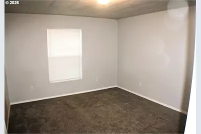 165 NE Oak St, Myrtle Creek, OR 97457 - Photo 10