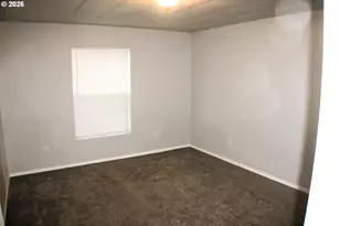 165 NE Oak St, Myrtle Creek, OR 97457 - Photo 10