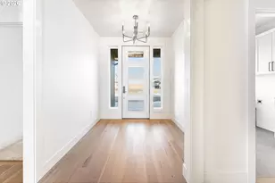 4226 SW Kirk Ave, Pendleton, OR 97801 - Photo 4