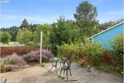 780 SE Redwood Ave, Myrtle Creek, OR 97457 - Photo 18