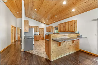 629 Buell Ln, Roseburg, OR 97471 - Photo 8