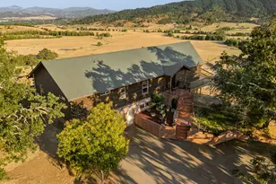 629 Buell Ln, Roseburg, OR 97471 - Photo 2