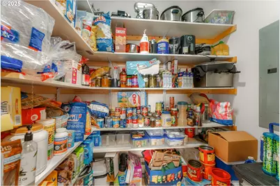 629 Buell Ln, Roseburg, OR 97471 - Photo 12