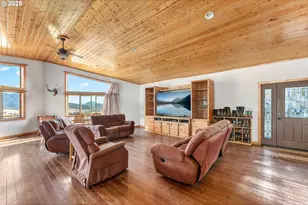 629 Buell Ln, Roseburg, OR 97471 - Photo 4