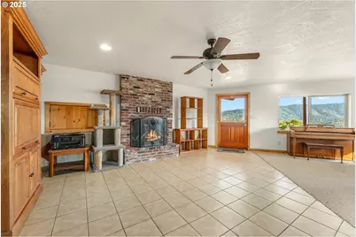 629 Buell Ln, Roseburg, OR 97471 - Photo 18