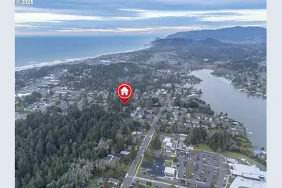3190 NE Union Ave, Lincoln City, OR 97367 - Photo 4