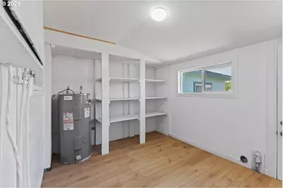 262 N Marple St, Coos Bay, OR 97420 - Photo 22