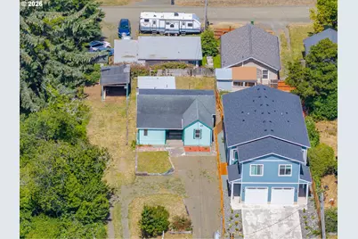 262 N Marple St, Coos Bay, OR 97420 - Photo 28