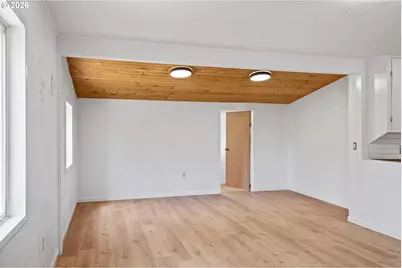 262 N Marple St, Coos Bay, OR 97420 - Photo 10
