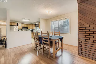 1833 NE 157th Ave, Portland, OR 97230 - Photo 8