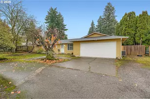 1833 NE 157th Ave, Portland, OR 97230 - Photo 2