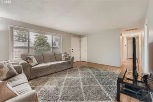 1833 NE 157th Ave, Portland, OR 97230 - Photo 6