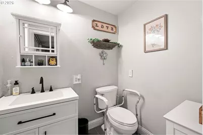 4879 N 13th Ave, Keizer, OR 97303 - Photo 12