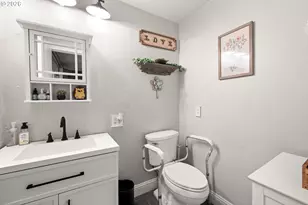 4879 N 13th Ave, Keizer, OR 97303 - Photo 12