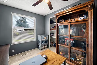 4879 N 13th Ave, Keizer, OR 97303 - Photo 16