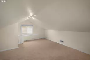 404 S Dakota St, Portland, OR 97239 - Photo 18