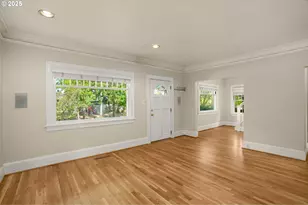 404 S Dakota St, Portland, OR 97239 - Photo 4