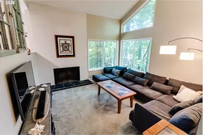 1695 Cameo Dr, Eugene, OR 97405 - Photo 16