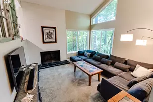 1695 Cameo Dr, Eugene, OR 97405 - Photo 16