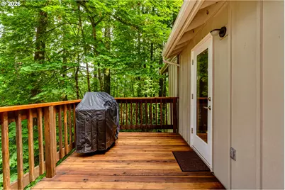1695 Cameo Dr, Eugene, OR 97405 - Photo 8