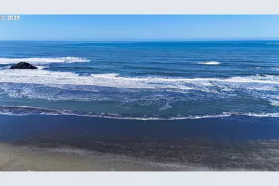 Old Coast Rd, Gold Beach, OR 97444 - Photo 10
