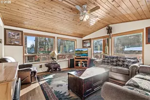 7900 Hyatt Prairie Rd, Ashland, OR 97520 - Photo 4