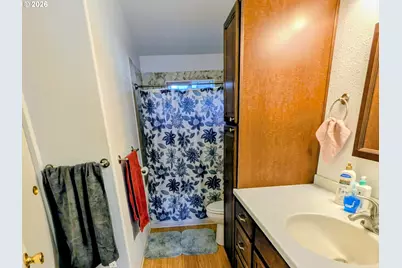 950 Pomona St #210, The Dalles, OR 97058 - Photo 14