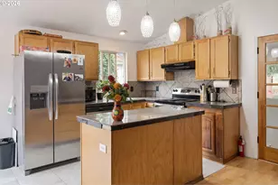 6281 N Bank St, Portland, OR 97203 - Photo 14