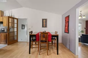 6281 N Bank St, Portland, OR 97203 - Photo 12