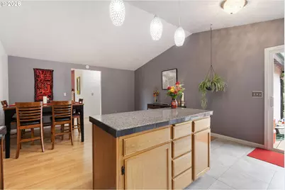 6281 N Bank St, Portland, OR 97203 - Photo 16