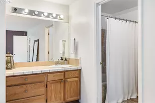 6281 N Bank St, Portland, OR 97203 - Photo 30