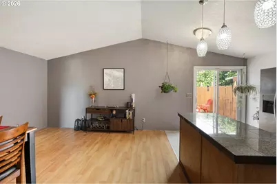 6281 N Bank St, Portland, OR 97203 - Photo 16