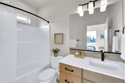 5765 S Kelly Ave, Portland, OR 97239 - Photo 28