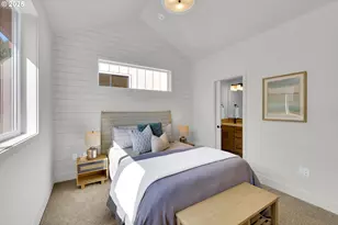 5765 S Kelly Ave, Portland, OR 97239 - Photo 30