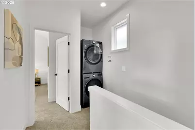 5765 S Kelly Ave, Portland, OR 97239 - Photo 22