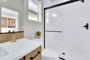 5765 S Kelly Ave, Portland, OR 97239 - Photo 32