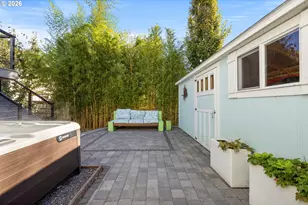 3312 S Corbett Ave, Portland, OR 97239 - Photo 38