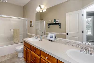 21440 S Meadowridge Ct, Oregon City, OR 97045 - Photo 34