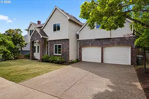13202 Rogers Rd, Lake Oswego, OR 97035 - Photo 2