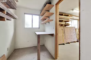 12342 NE Knott St, Portland, OR 97230 - Photo 42