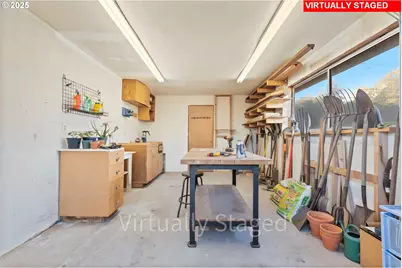 12342 NE Knott St, Portland, OR 97230 - Photo 40