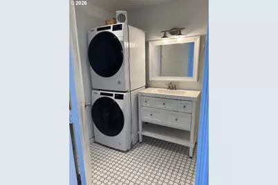 107 W 2nd St, Wallowa, OR 97885 - Photo 16